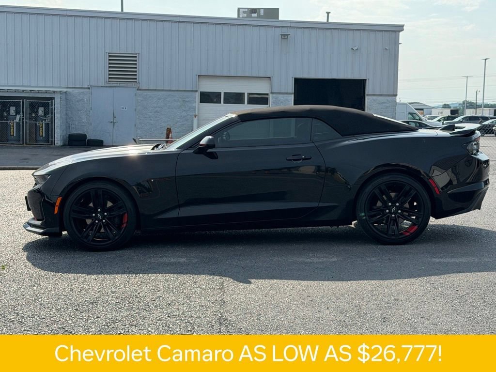 Used 2022 BLACK Chevrolet 2LT image 7