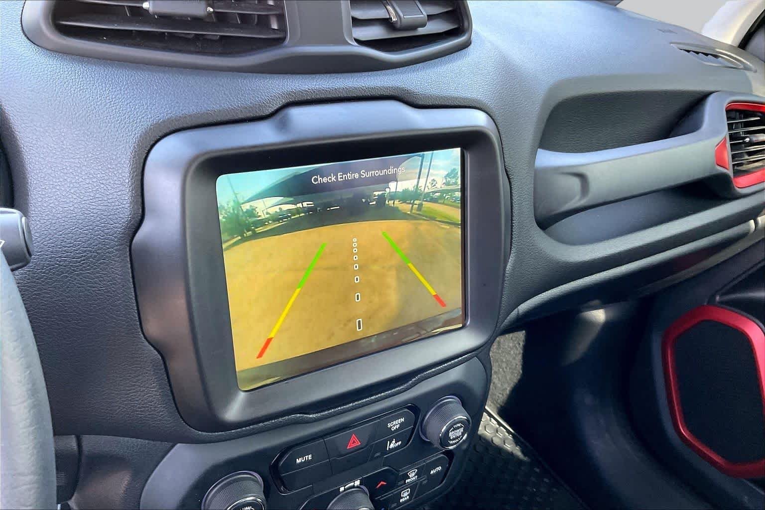 Certified Used 2022 BLACK CLEAR COAT Jeep Trailhawk image 26