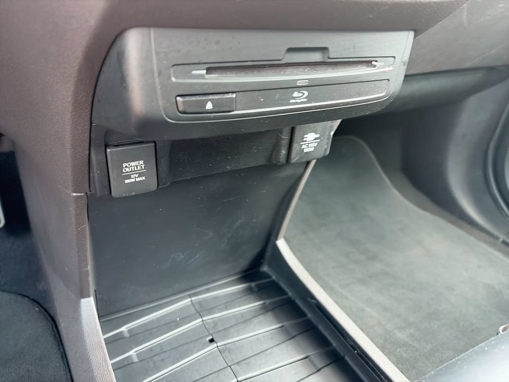 Used 2018 Black Honda EX-L image 21