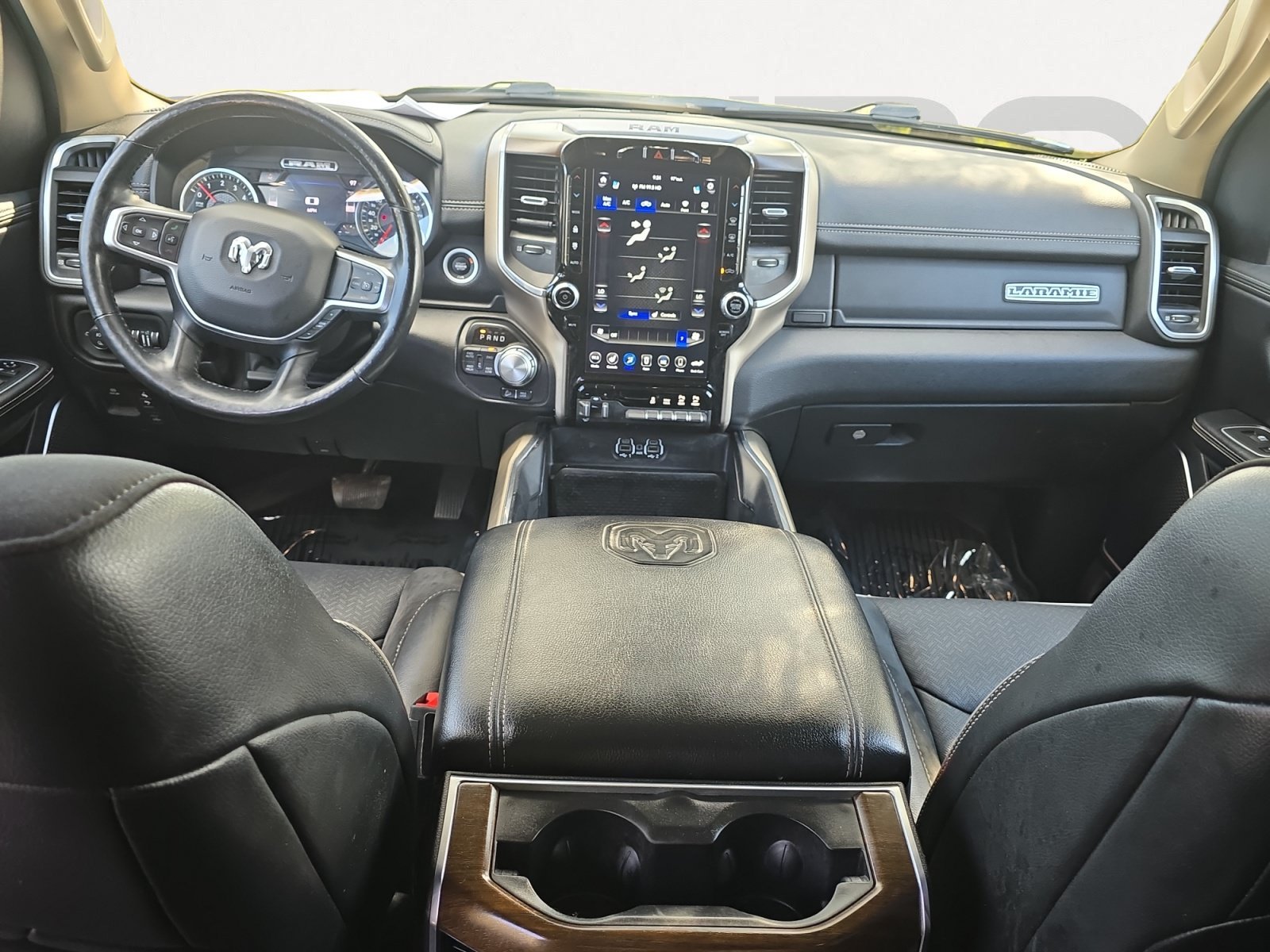 Used 2021 Diamond Black Crystal Pearlcoat Ram Laramie image 3
