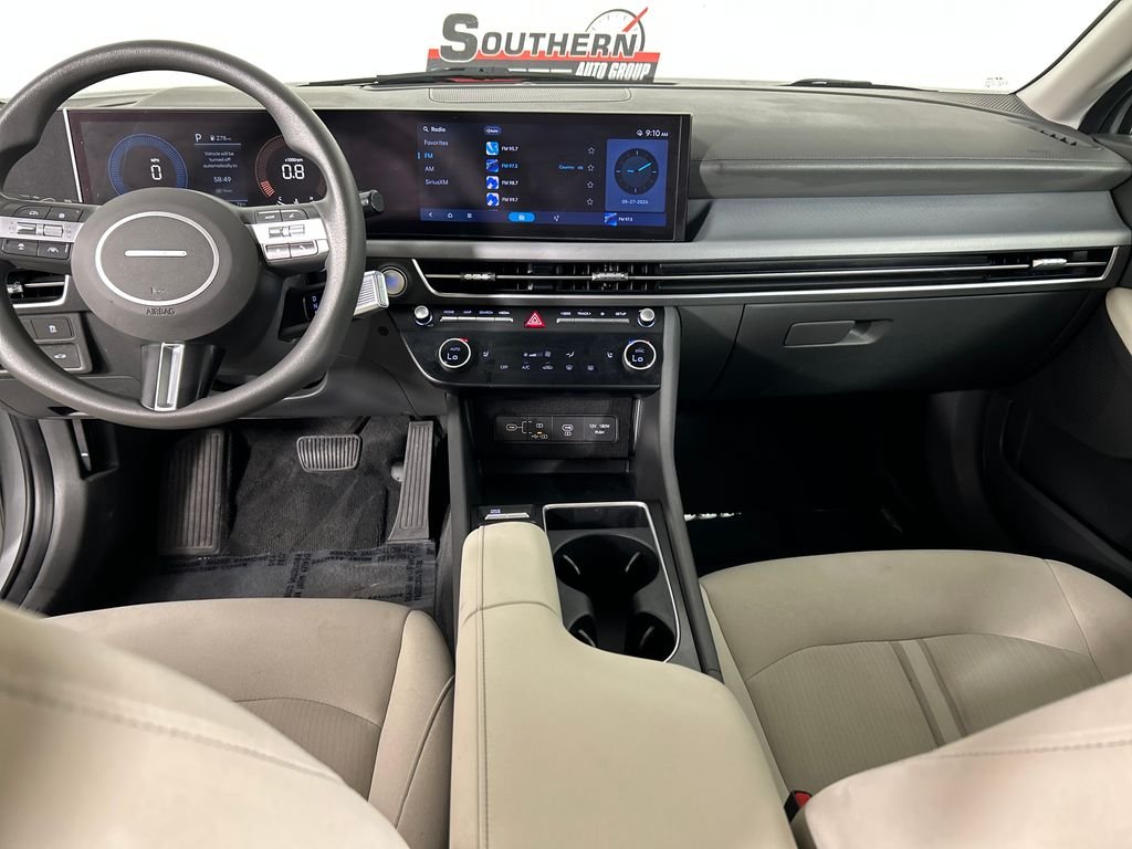 Certified Used 2025 Silver Hyundai SEL image 18