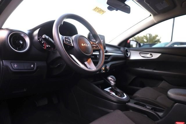 Used 2024 Fire Kia GT-Line image 19