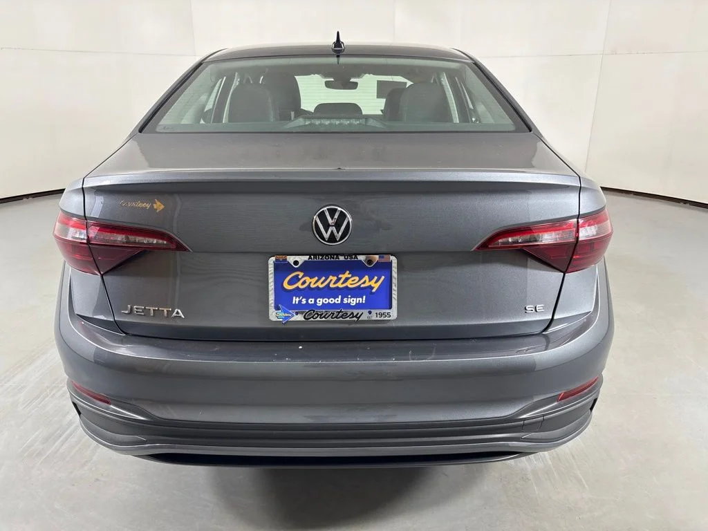 Used 2024 Gray Volkswagen 1.5T SE image 7