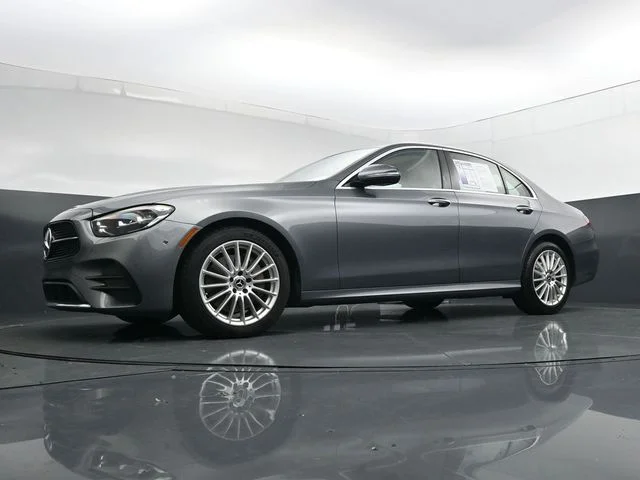 Used 2023  Mercedes-Benz E 350 image 26