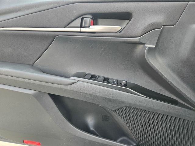Used 2025 Silver Toyota LE image 17