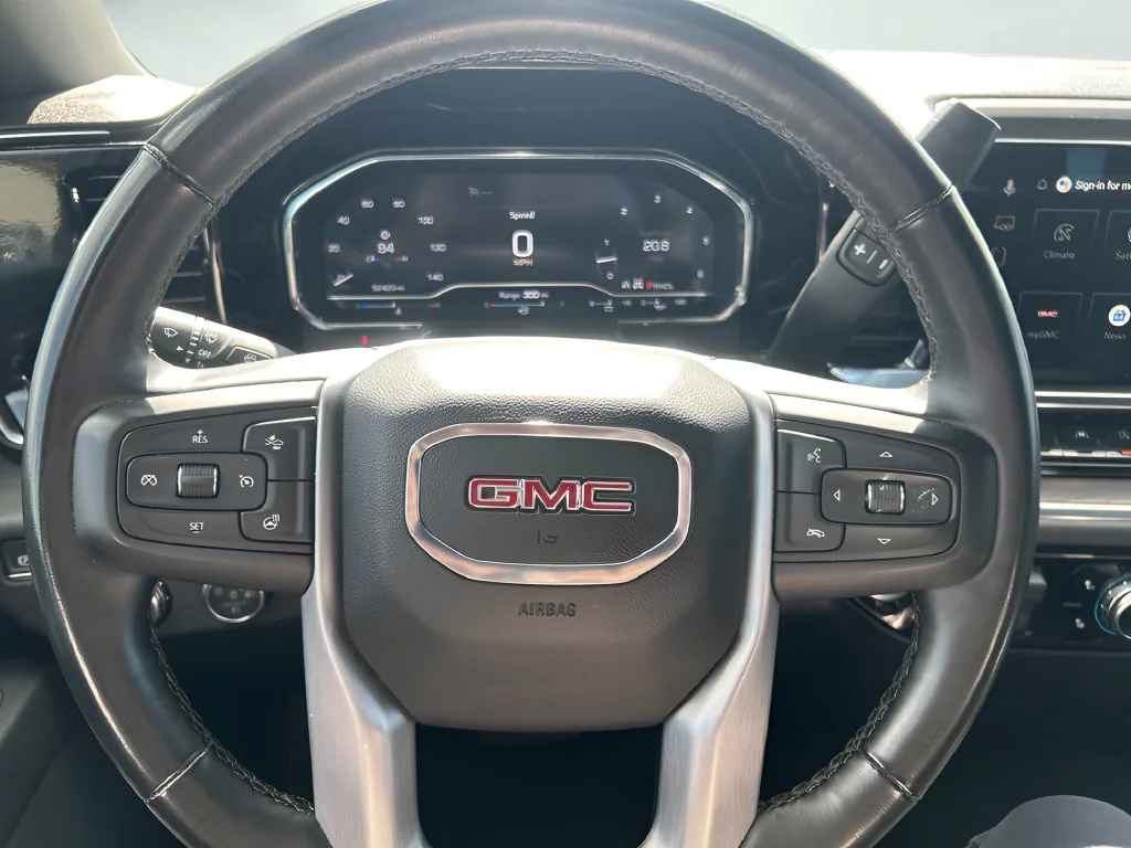 2025 GMC Sierra 1500 SLT - Photo 21