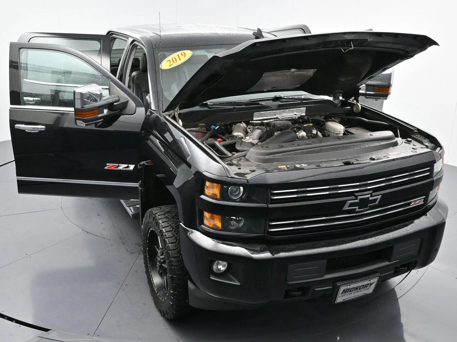 Used 2019 Black Chevrolet LTZ image 44