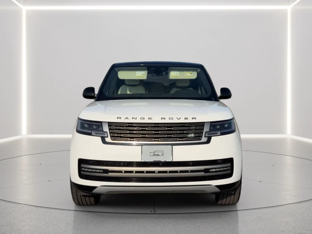 Used 2026 White Land Rover SE image 2