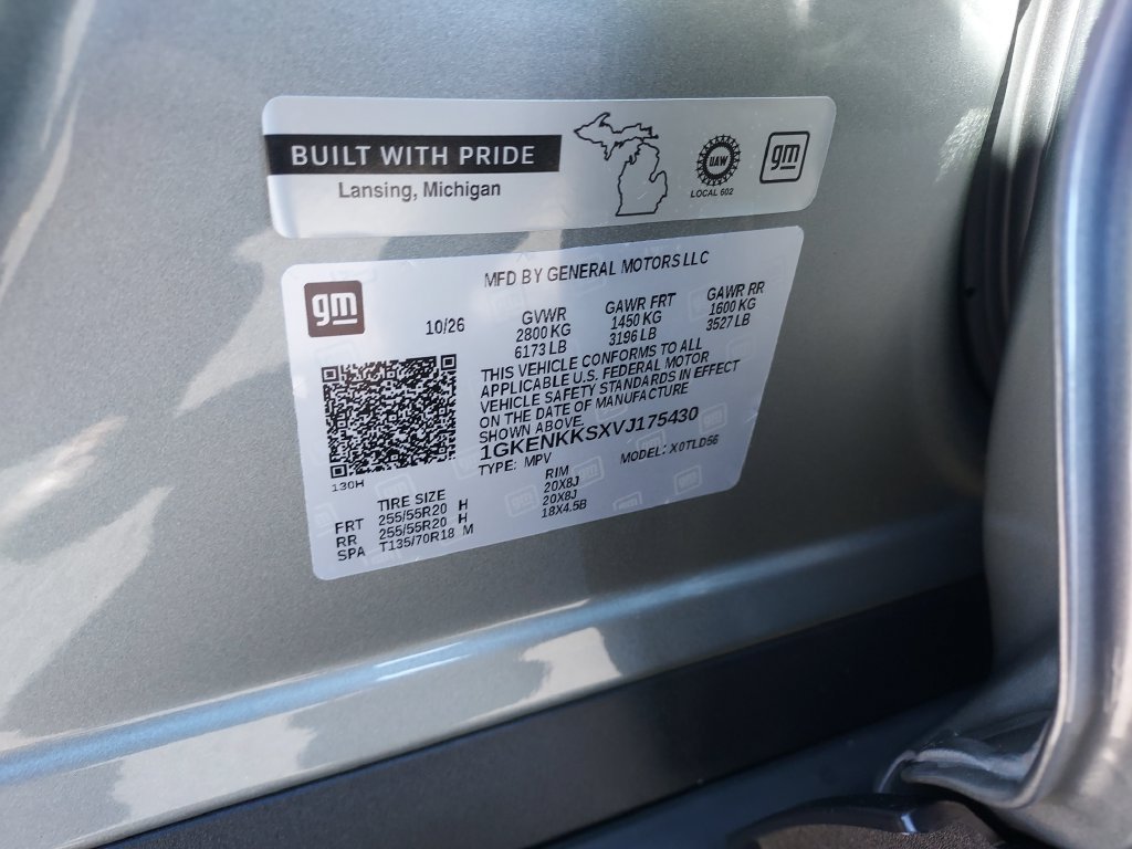 New 2027 Sterling Metallic GMC Elevation image 26