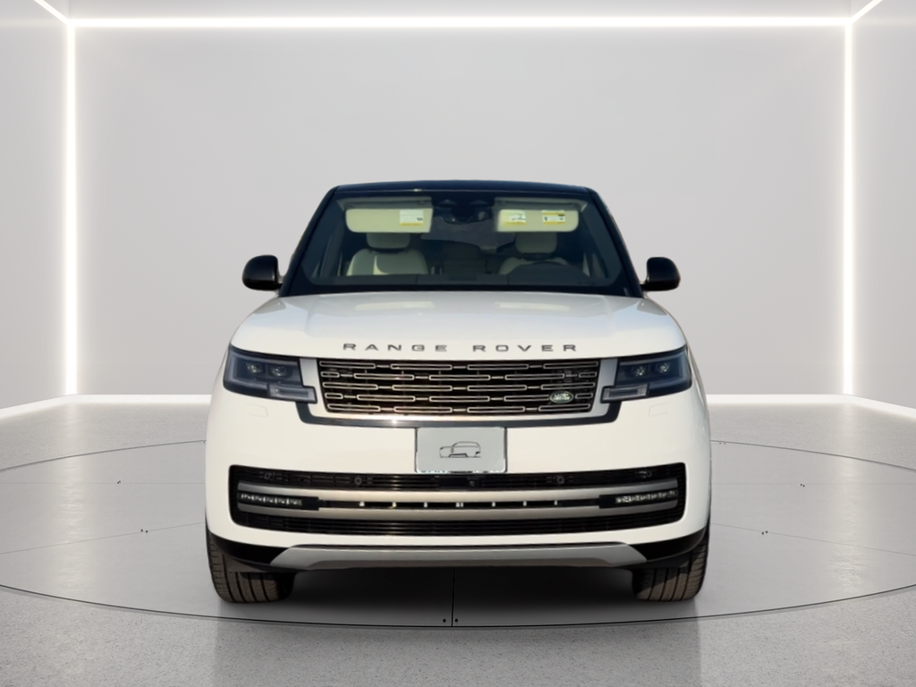 Used 2026 White Land Rover SE image 2