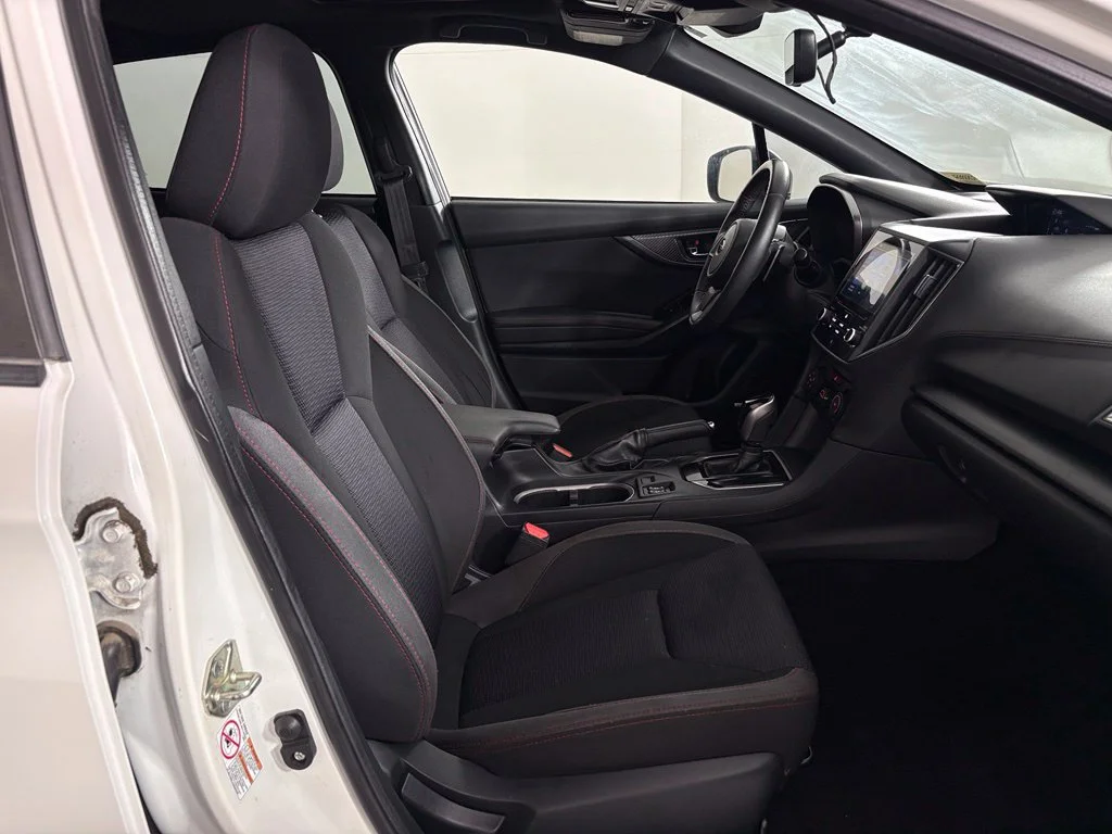 Used 2019 White Subaru 2.0i Sport image 45