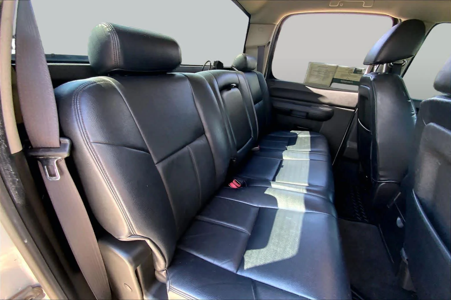 Used 2012 Quicksilver Metallic GMC SLE image 17