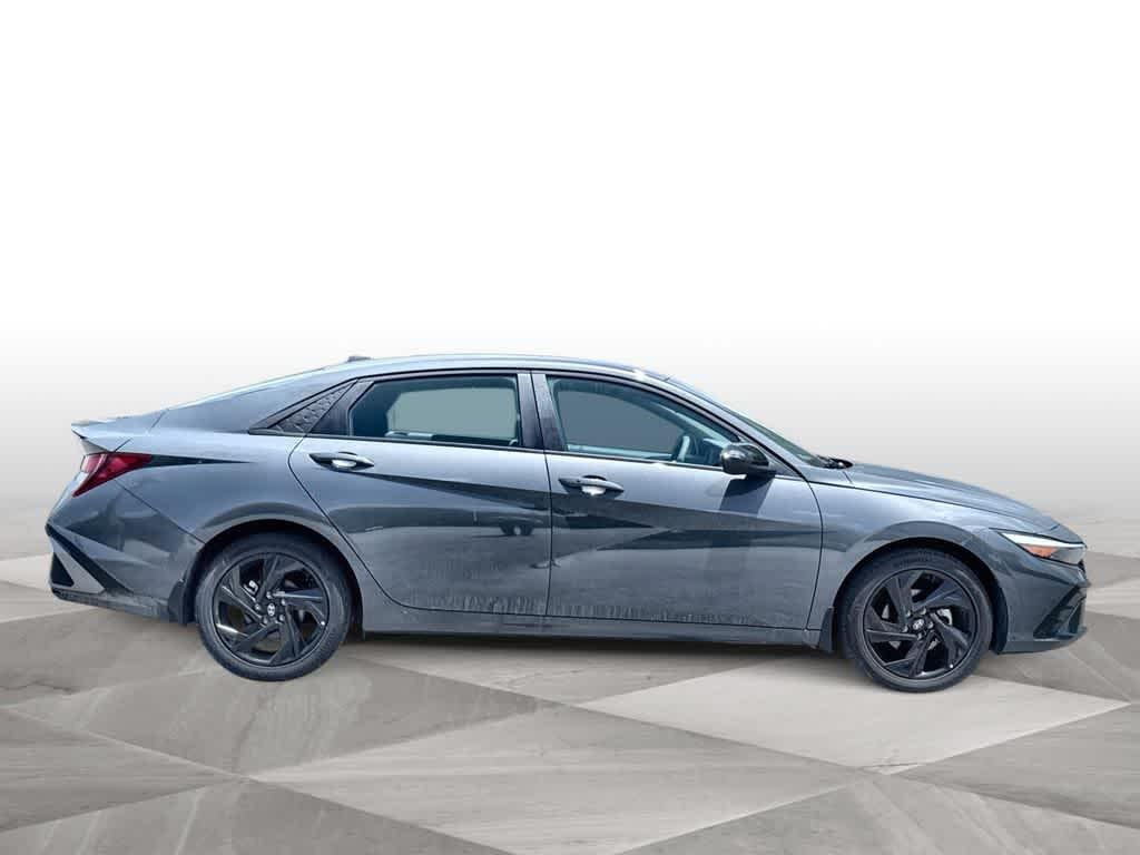 New 2026 Amazon Gray Hyundai SEL Sport image 9