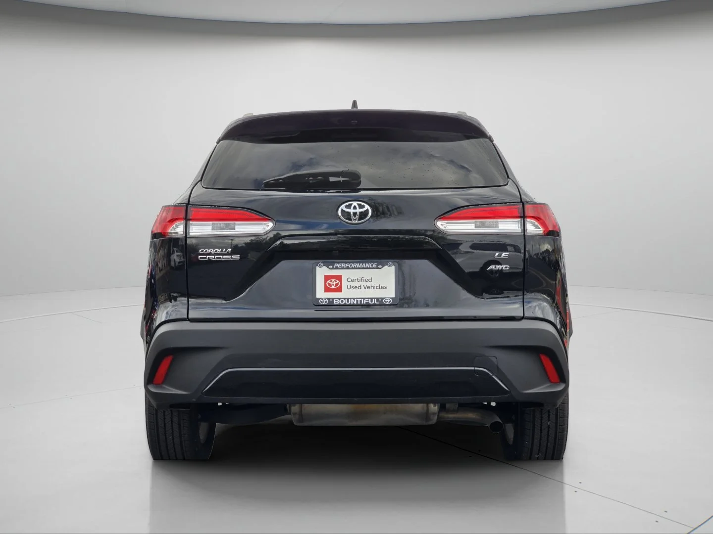 Used 2024 Jet Black Toyota LE image 27