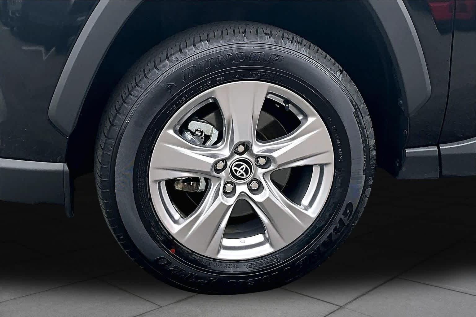 Used 2025 Midnight Black Metallic Toyota XLE image 11