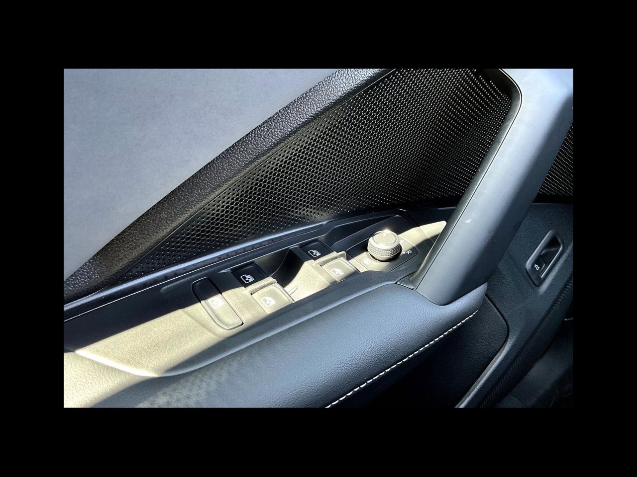 New 2026 Pure White Volkswagen 2.0T SE image 16