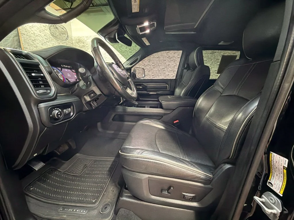 Used 2019 Diamond Black Crystal Pearlcoat Ram Limited image 27
