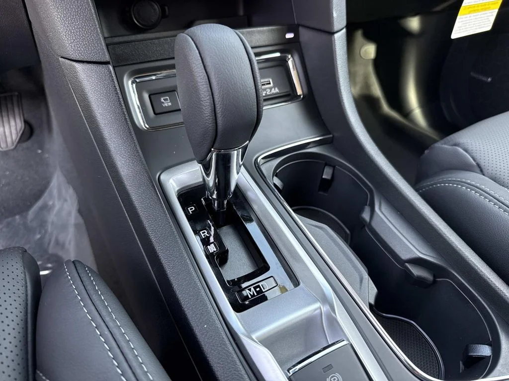 New 2026 SAPPHIRE BLUE PEARL Subaru Limited 7-Passenger image 35