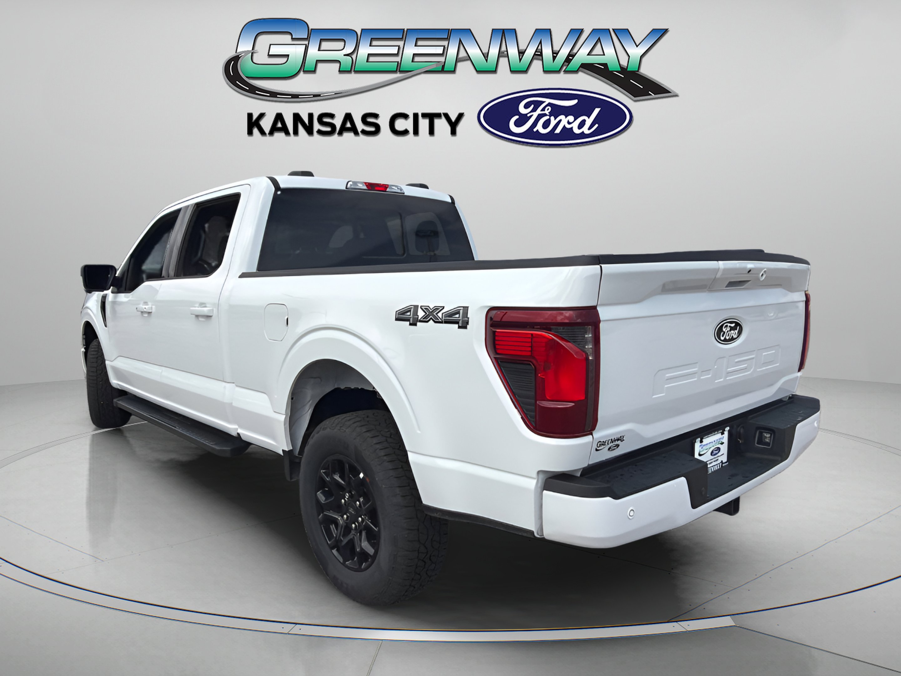 New 2026 Oxford White Ford XLT image 6