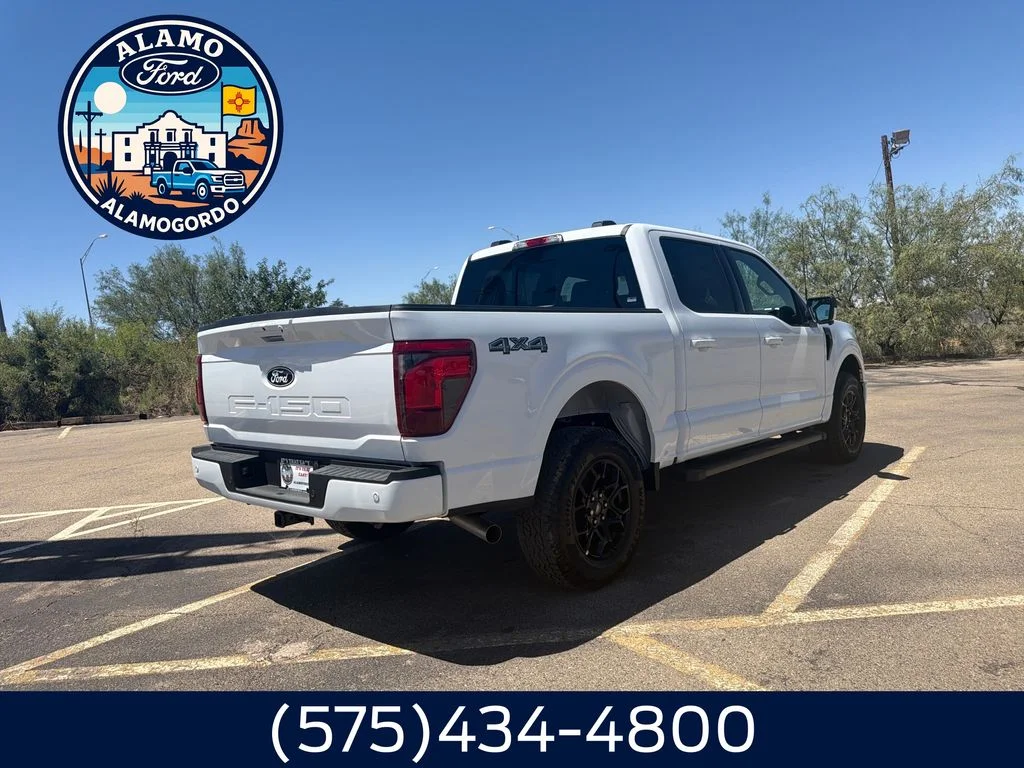 New 2026 Oxford White Ford XLT image 5