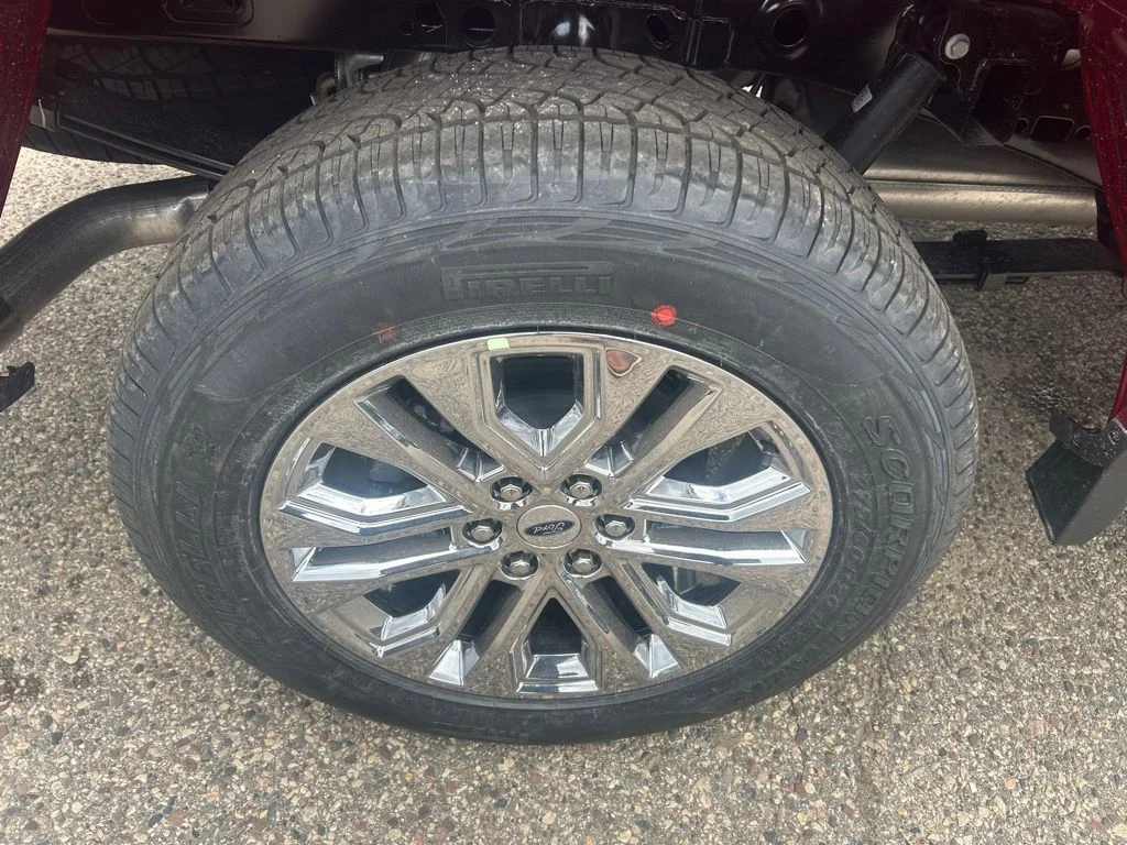 New 2026 Ruby Red Metallic Tinted Clearcoat Ford XLT image 9