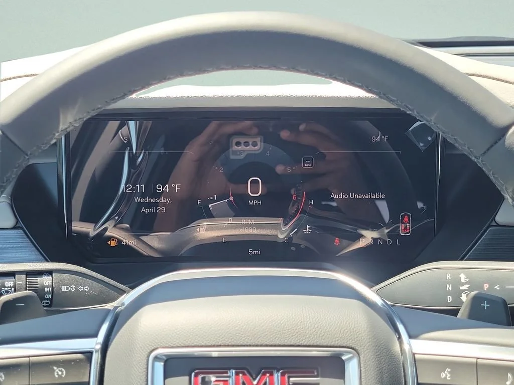 New 2026 Sterling Metallic GMC Elevation image 23