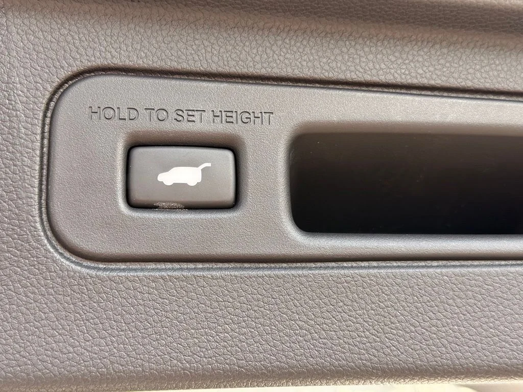2025 Honda Pilot Touring - Photo 28