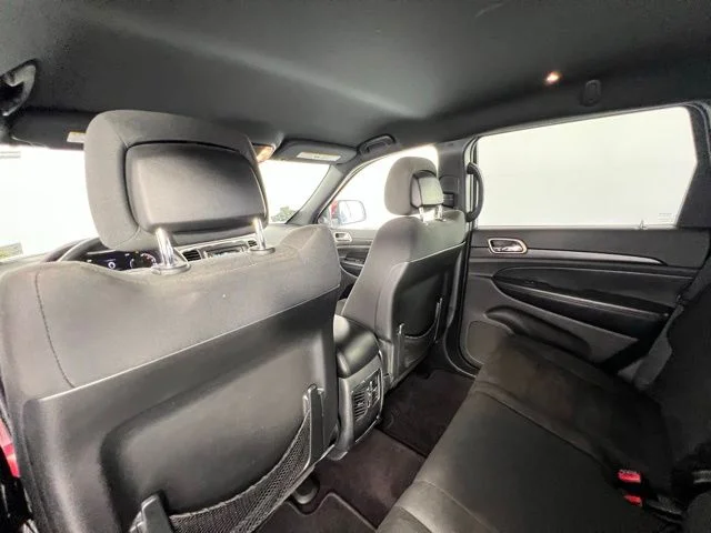 Used 2016 Red Jeep Laredo image 14