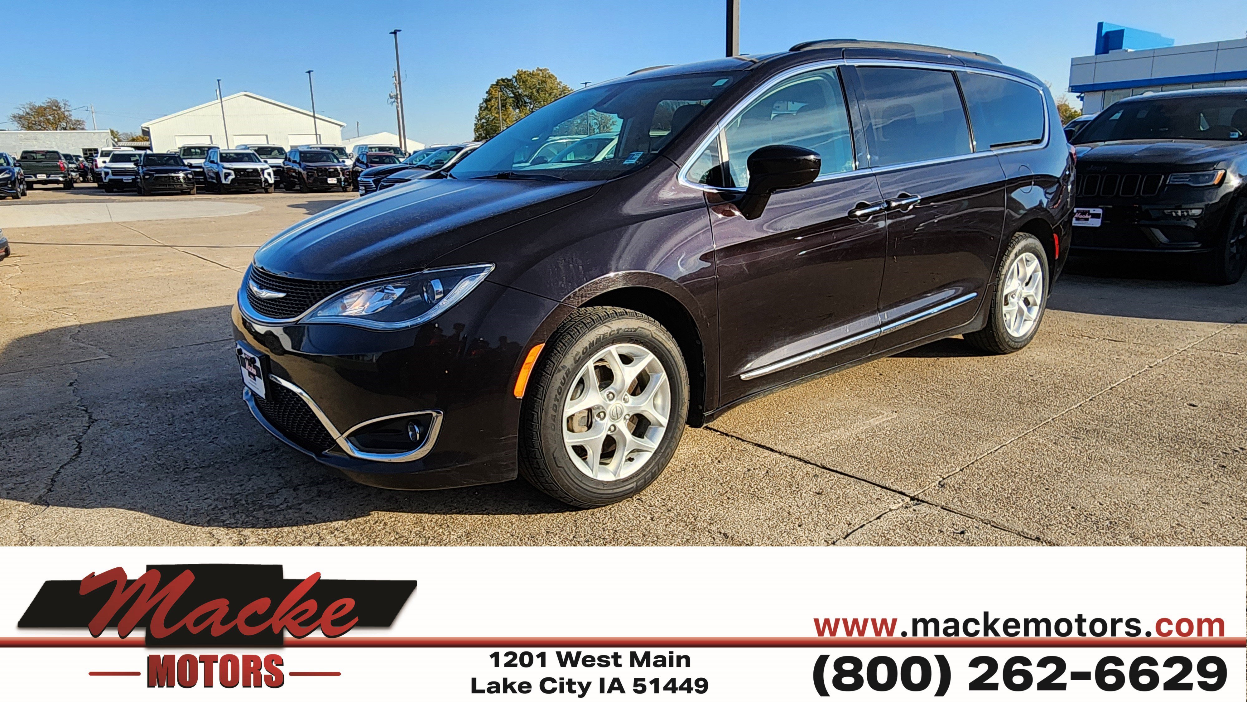2017 Chrysler Pacifica Touring-L