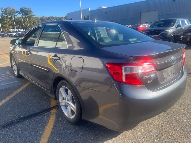 Used 2014 Gray Toyota SE image 5