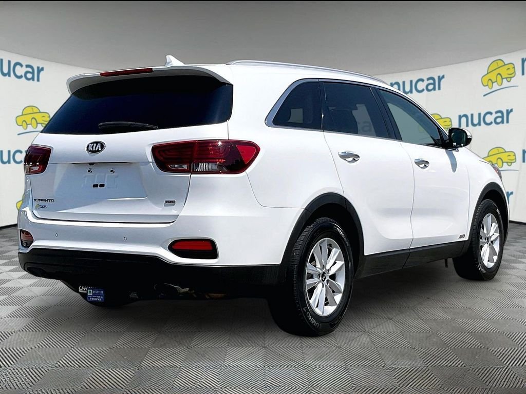Used 2019 White Kia LX image 6