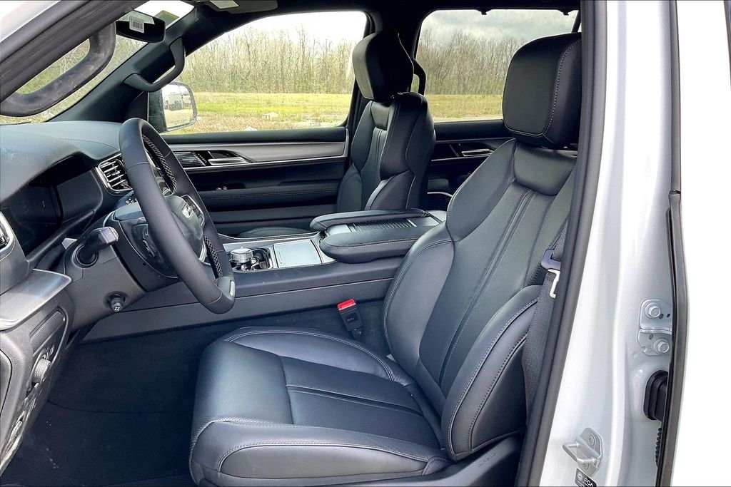 New 2026 Jeep Grand Wagoneer Limited 4D Sport Utility