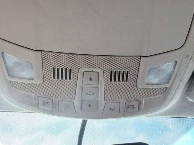 Used 2018 Gold Ford SE image 26