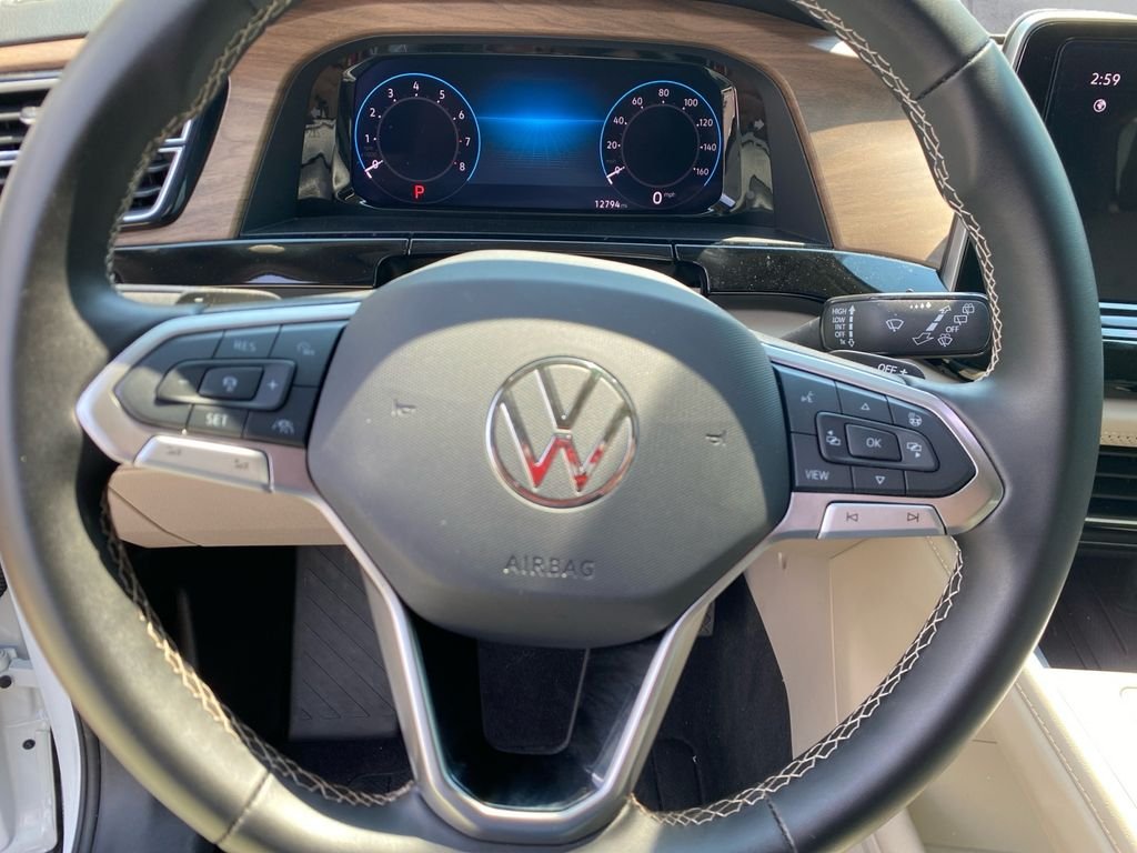 Used 2026 White Volkswagen 2.0T SE image 9