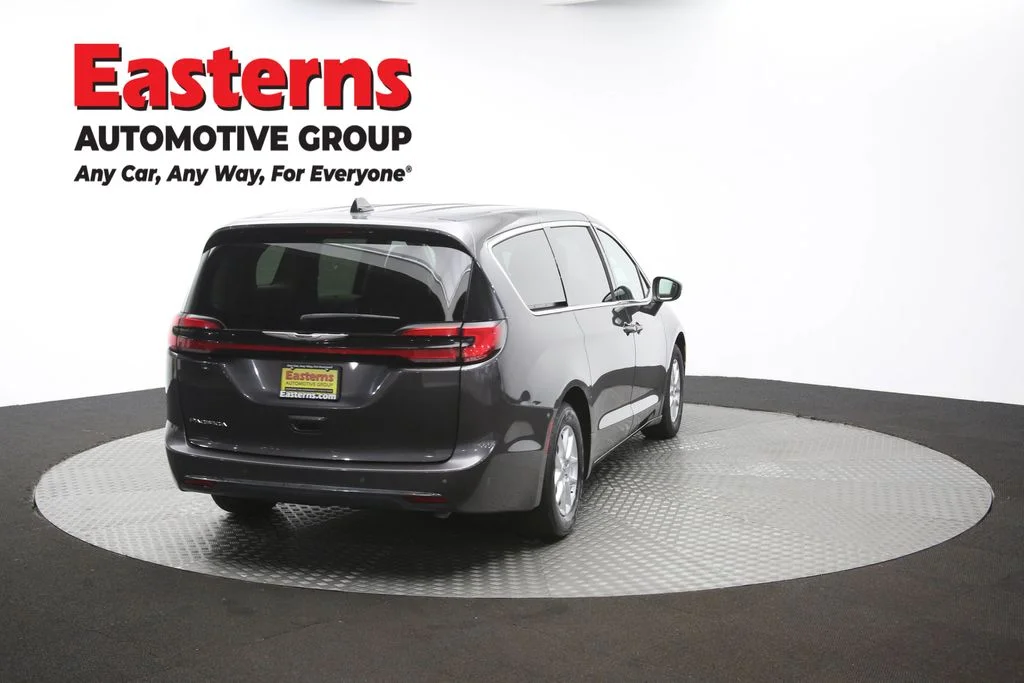 Used 2023 Gray Chrysler Touring L image 40