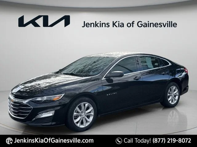 Used 2025 Black Chevrolet LT image 4