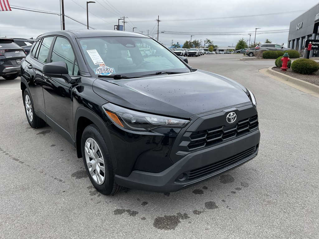 Used 2026 Jet Black Toyota L image 2