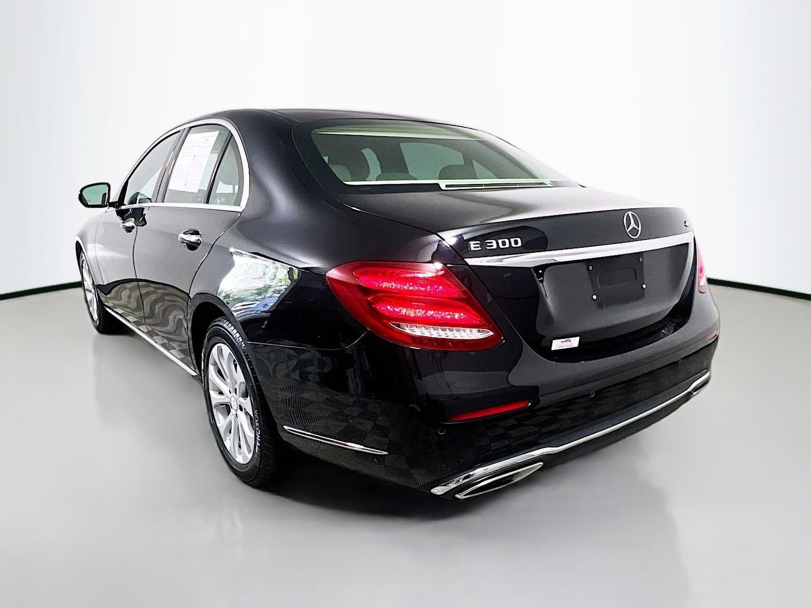 Used 2017 Black Mercedes-Benz E 300 image 5
