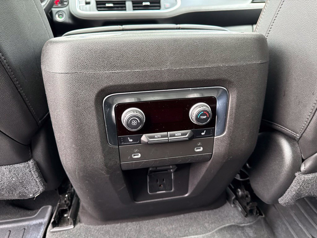 Used 2021 Beige Chevrolet High Country image 21