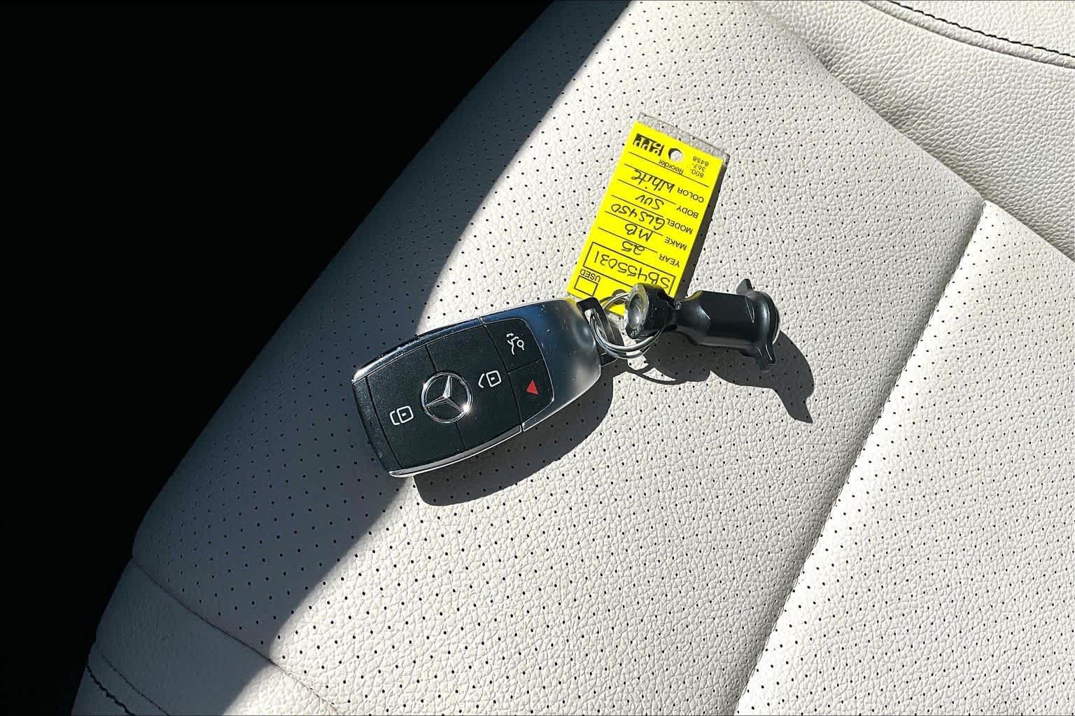 Used 2025 Polar White Mercedes-Benz GLS 450 image 15
