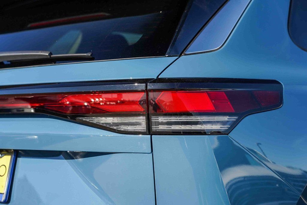 2026 Volkswagen Tiguan SE - Photo 9