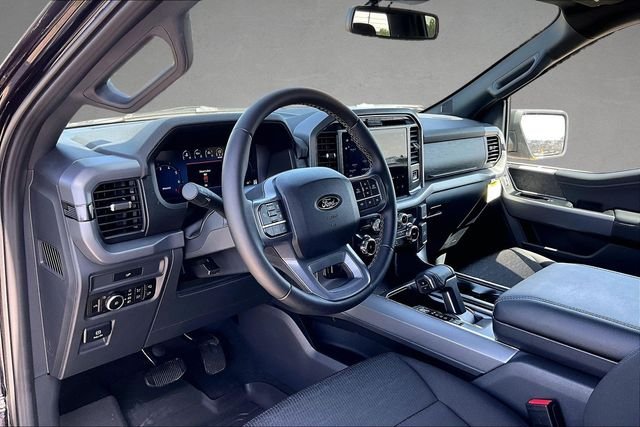 New 2026 Agate Black Metallic Ford XLT image 6