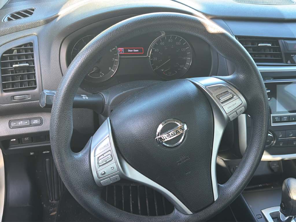 Used 2017 White Nissan 2.5 S image 14