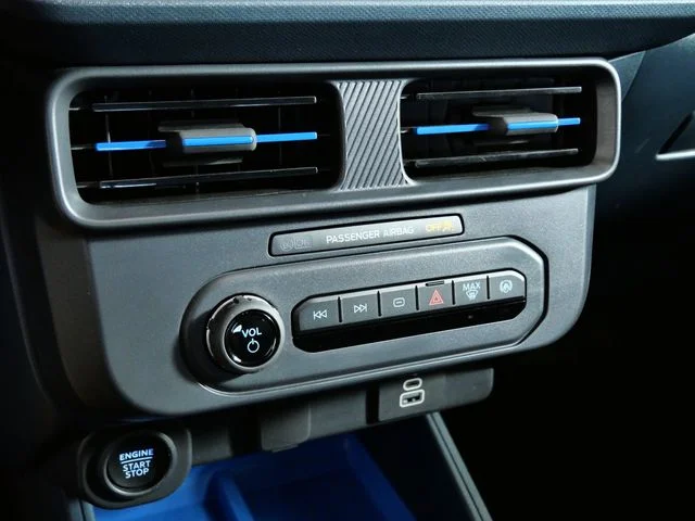 Certified Used 2025 White Ford XLT image 20