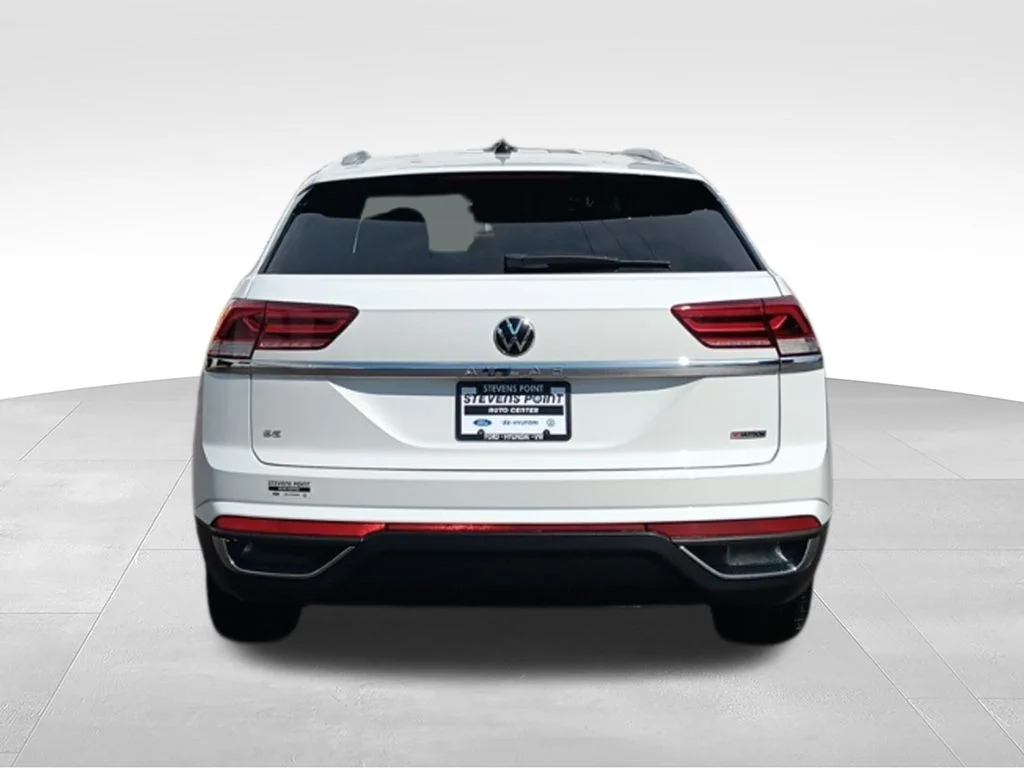 Used 2022 Pure White Volkswagen 2.0T SE image 6