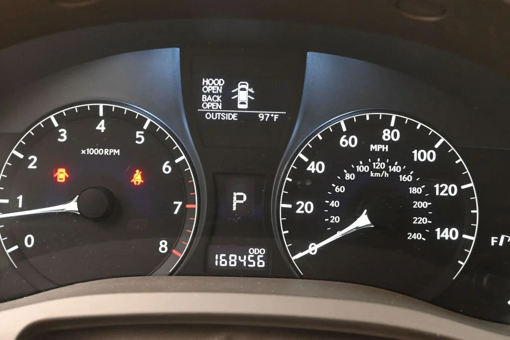 Used 2010  Lexus 350 image 14