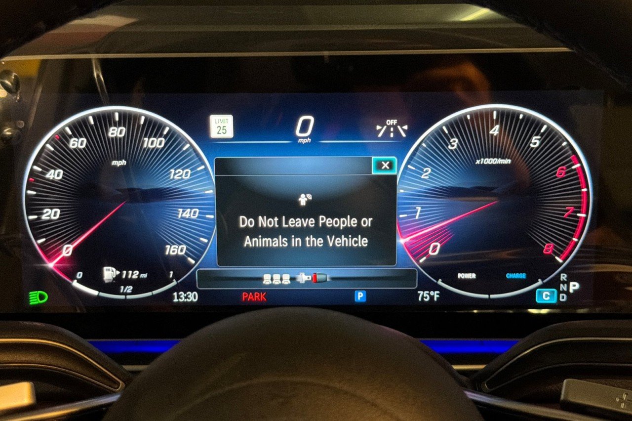 New 2026 Polar White Mercedes-Benz GLE 450 4MATIC® SUV image 24