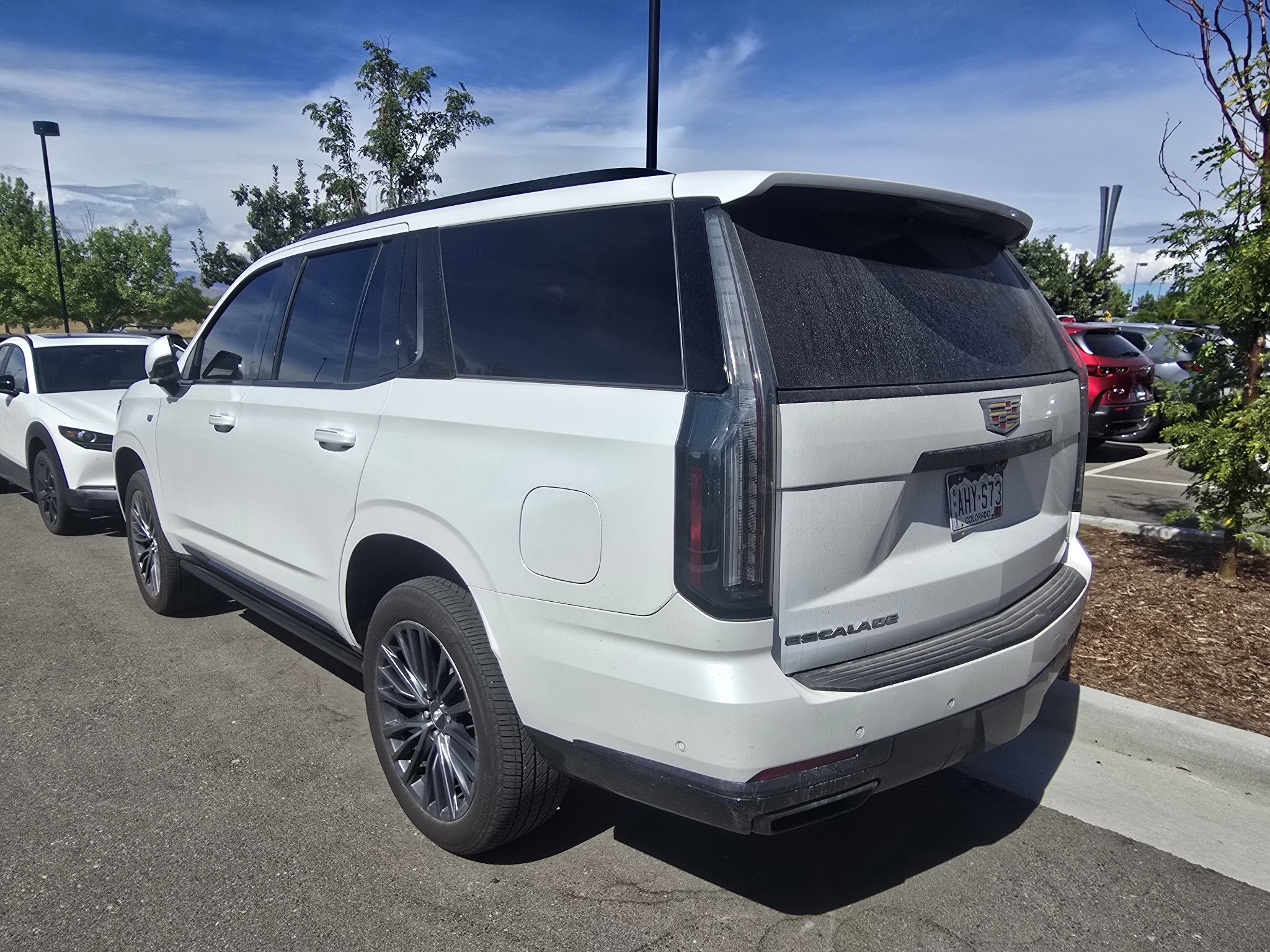 Used 2025 Crystal White Tricoat Cadillac 4WD Sport Platinum image 3