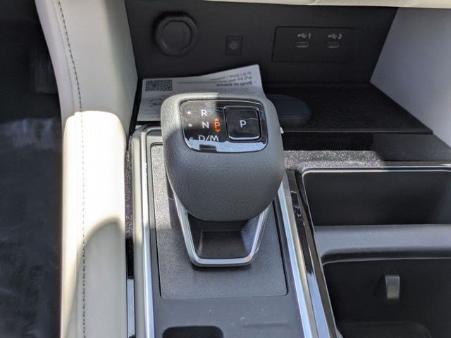 New 2026 Everest White Pearl Tricoat Nissan SL image 12