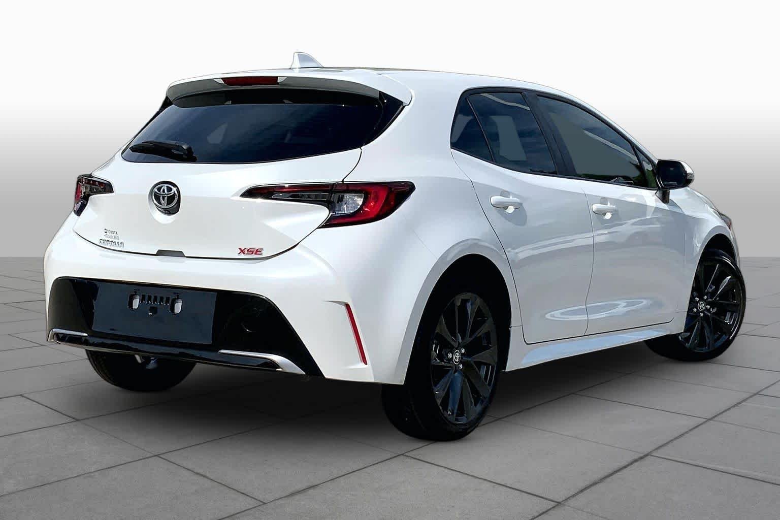 Used 2024 Wind Chill Pearl Toyota XSE image 13